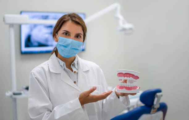 Best Emergency Denture Repair in Sandoval, IL